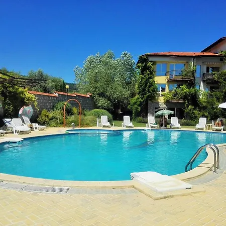 Studio Chez Nous * Рогачево